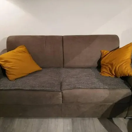 아파트 Comfortable & Bright Parisian Studio! *