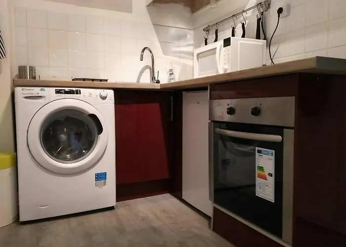 Comfortable & Bright Parisian Studio! * Ιβρύ-συρ-Σεν
