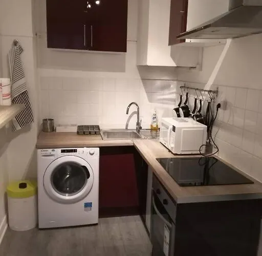 Appartement Comfortable & Bright Parisian Studio!