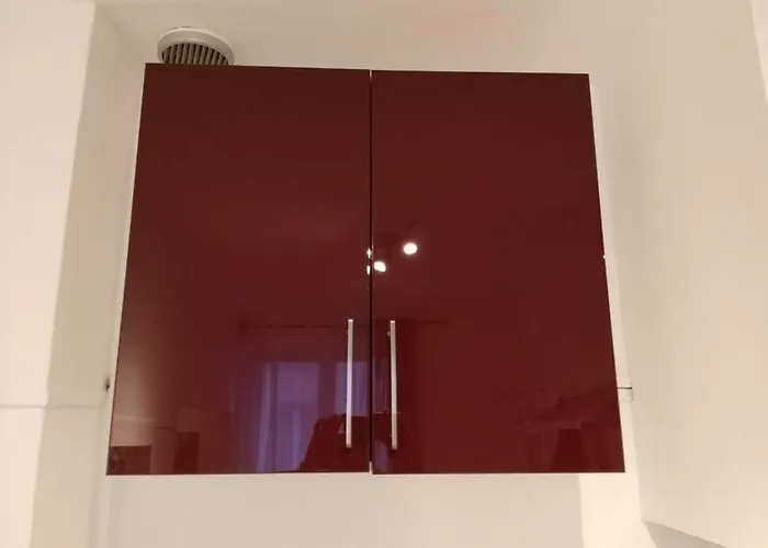 Comfortable & Bright Parisian Studio! アパート *